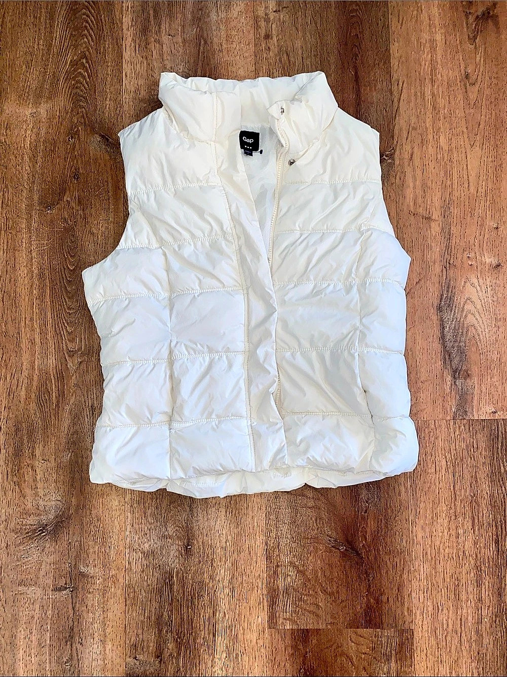 Gap White Puffer Vest Size Large Like New